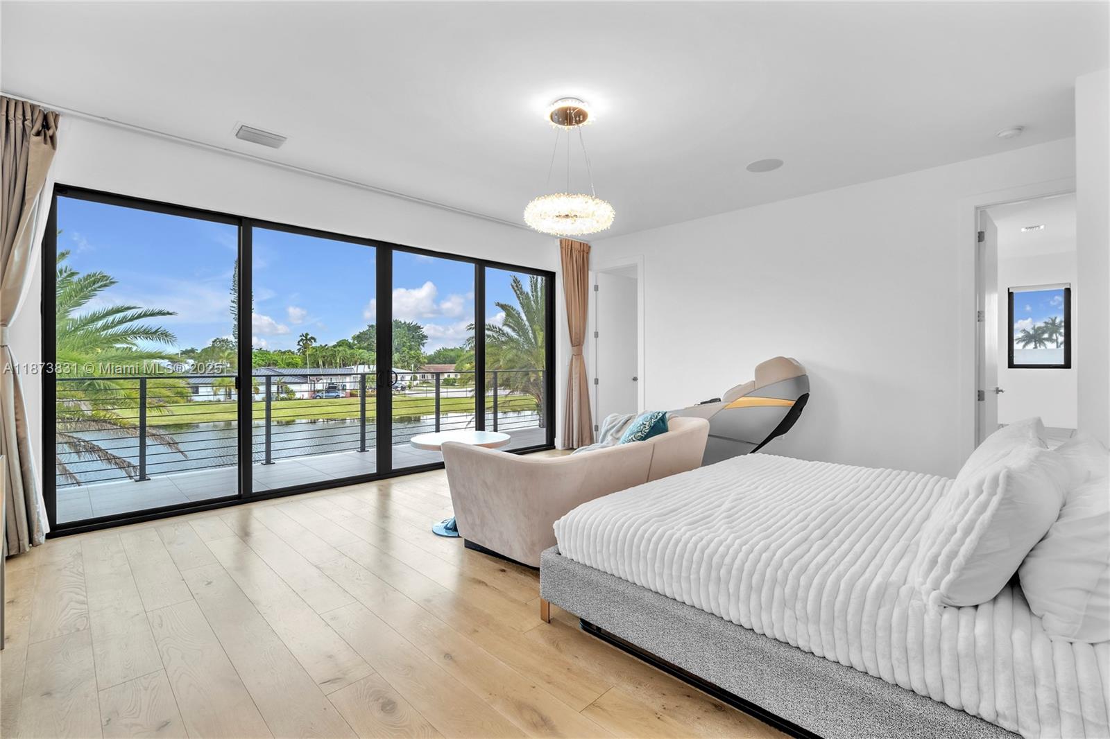 16572 S Botaniko Dr S