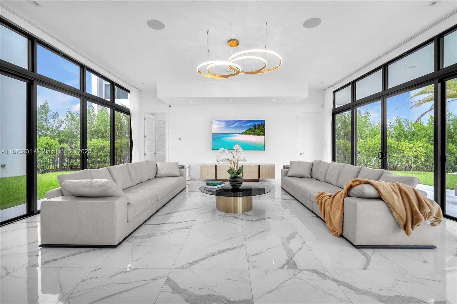 16572 S Botaniko Dr S