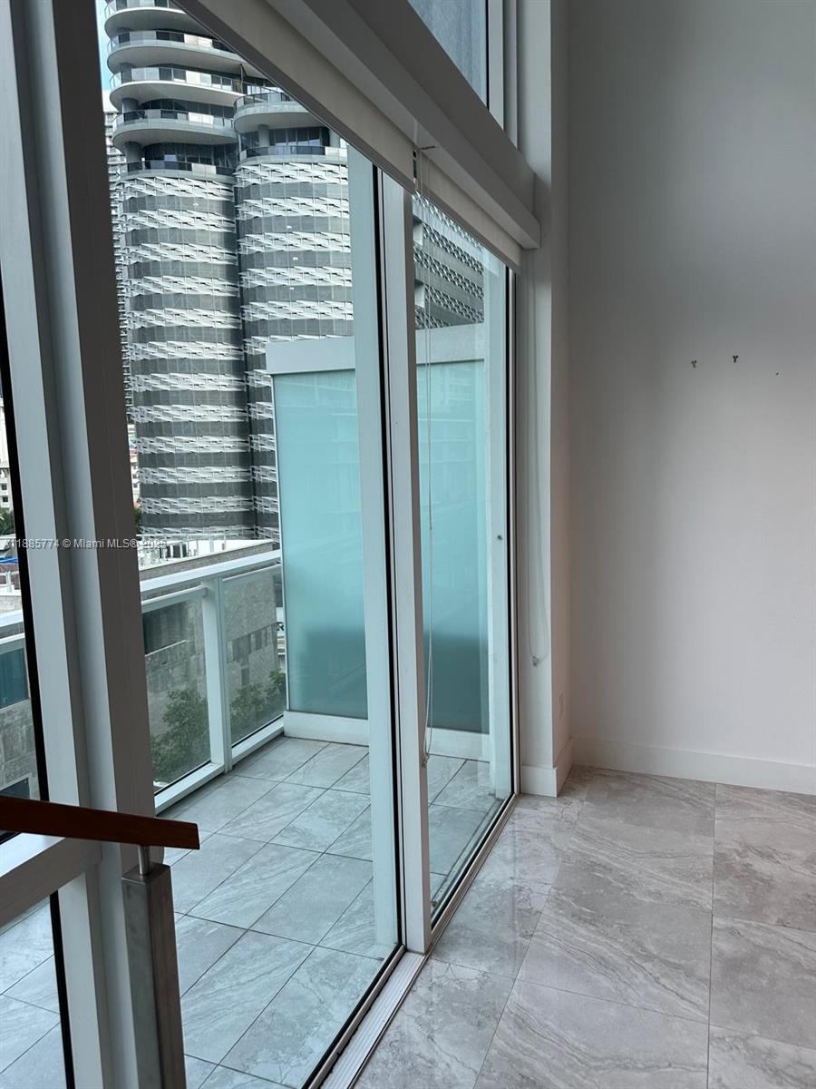 1080 Brickell Ave # 703