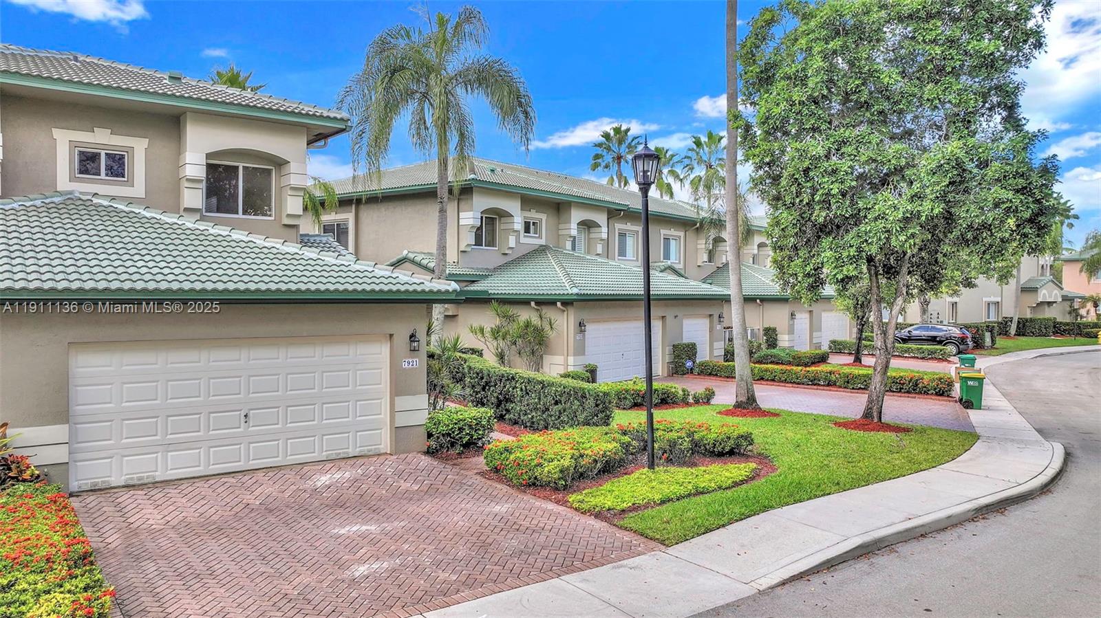 7921 E Exeter Blvd E # 202