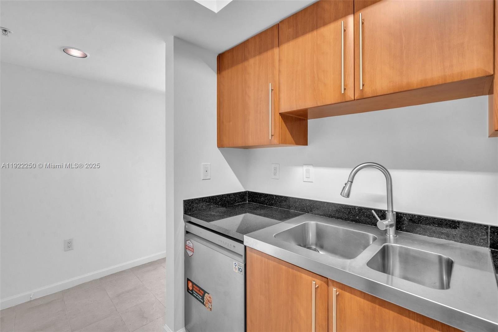 610 W Las Olas Blvd # 914N