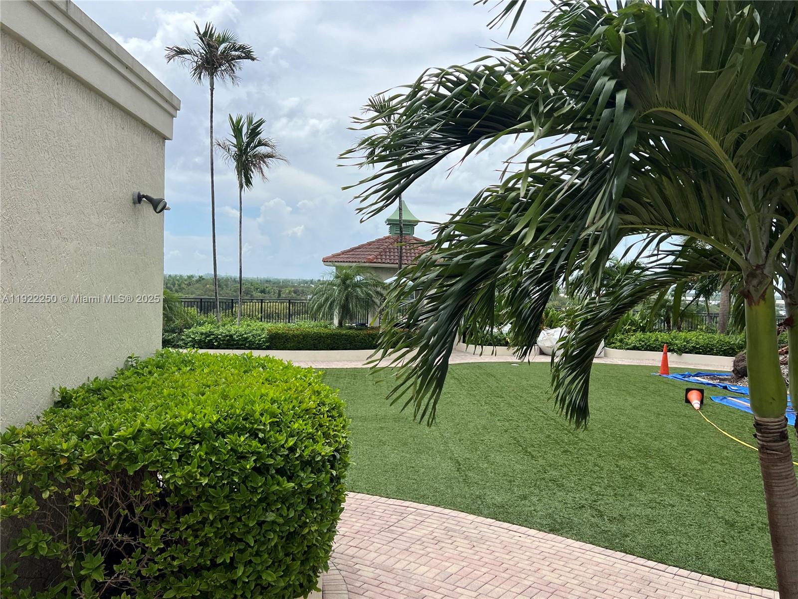 610 W Las Olas Blvd # 914N