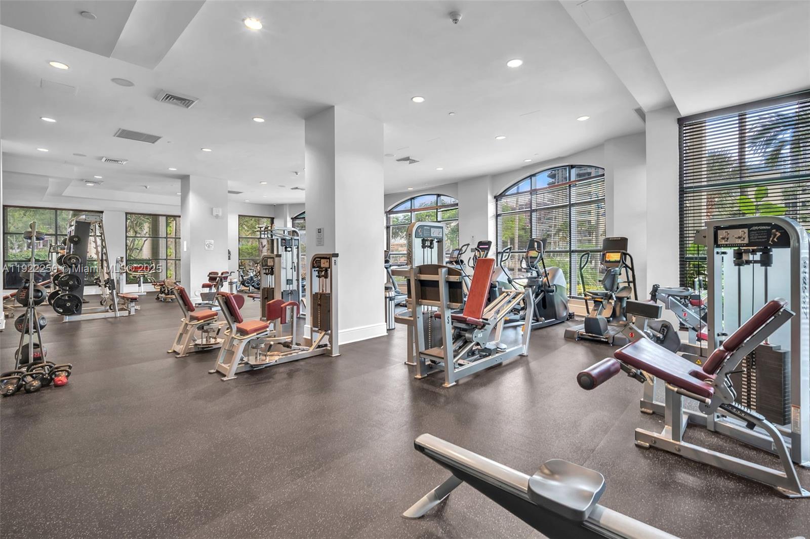 610 W Las Olas Blvd # 914N