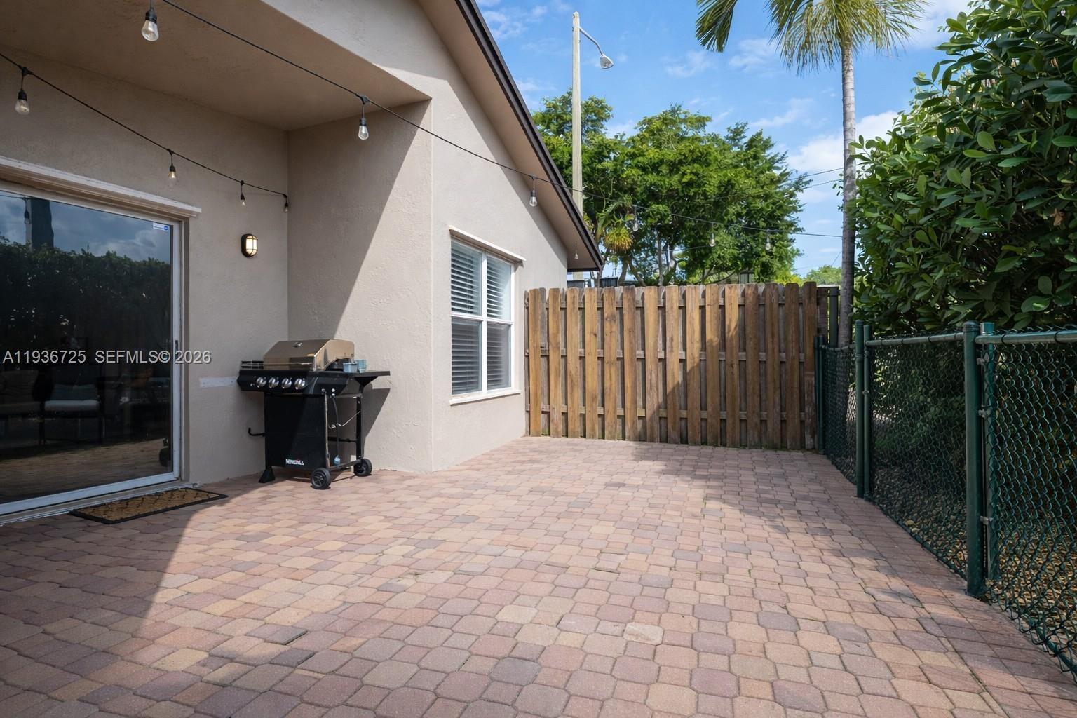 3880 NW 121st Ave