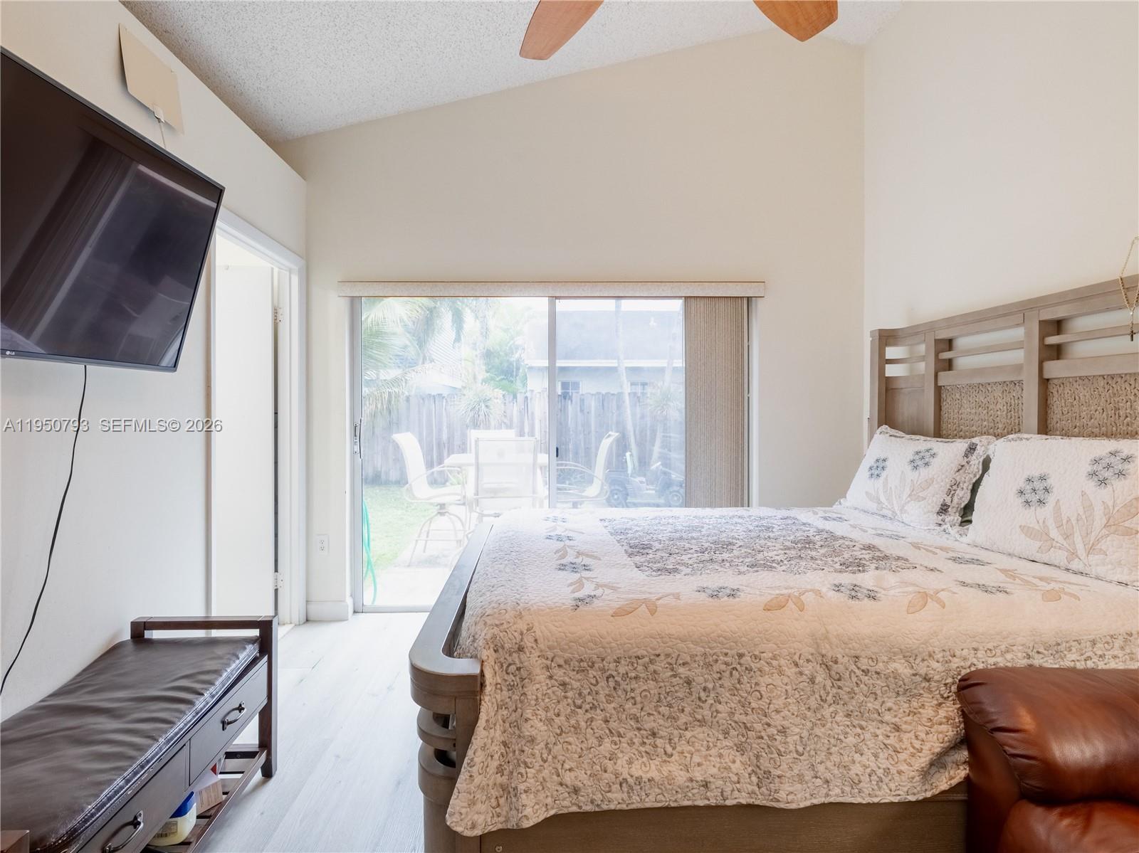 206 SW 159th Way