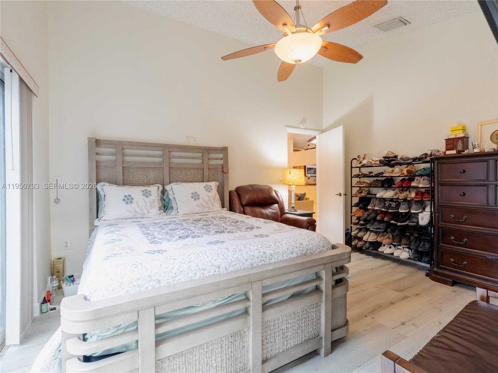 206 SW 159th Way