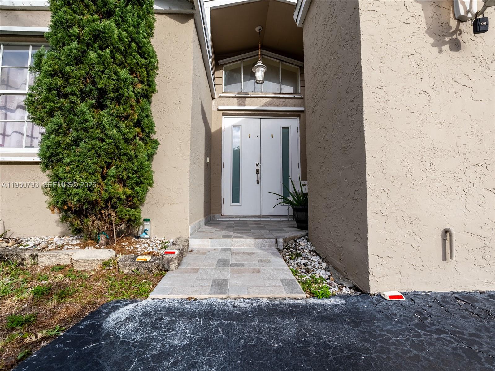 206 SW 159th Way