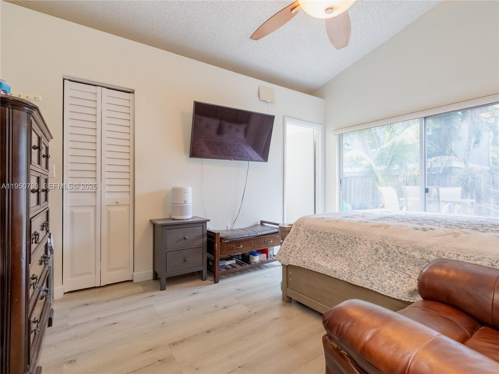 206 SW 159th Way