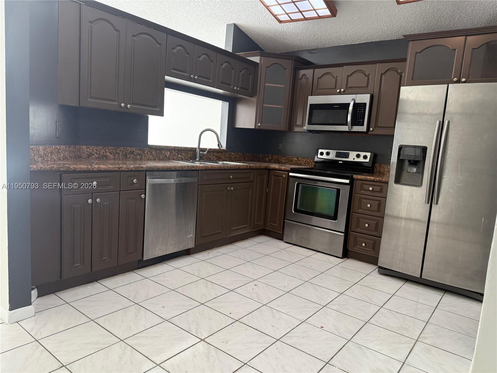 206 SW 159th Way