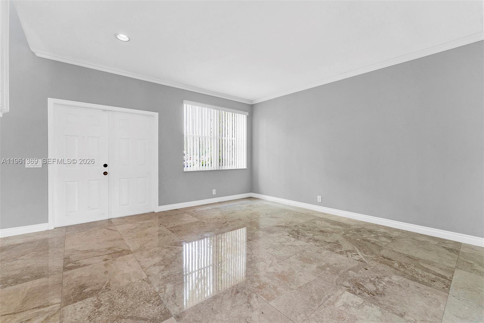 1518 Maple Dr # 1518