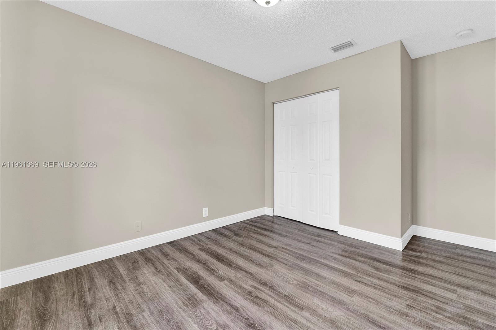 1518 Maple Dr # 1518