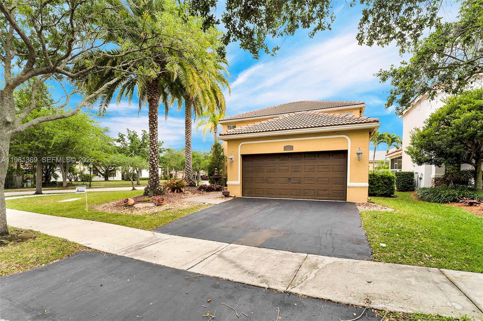 1518 Maple Dr # 1518