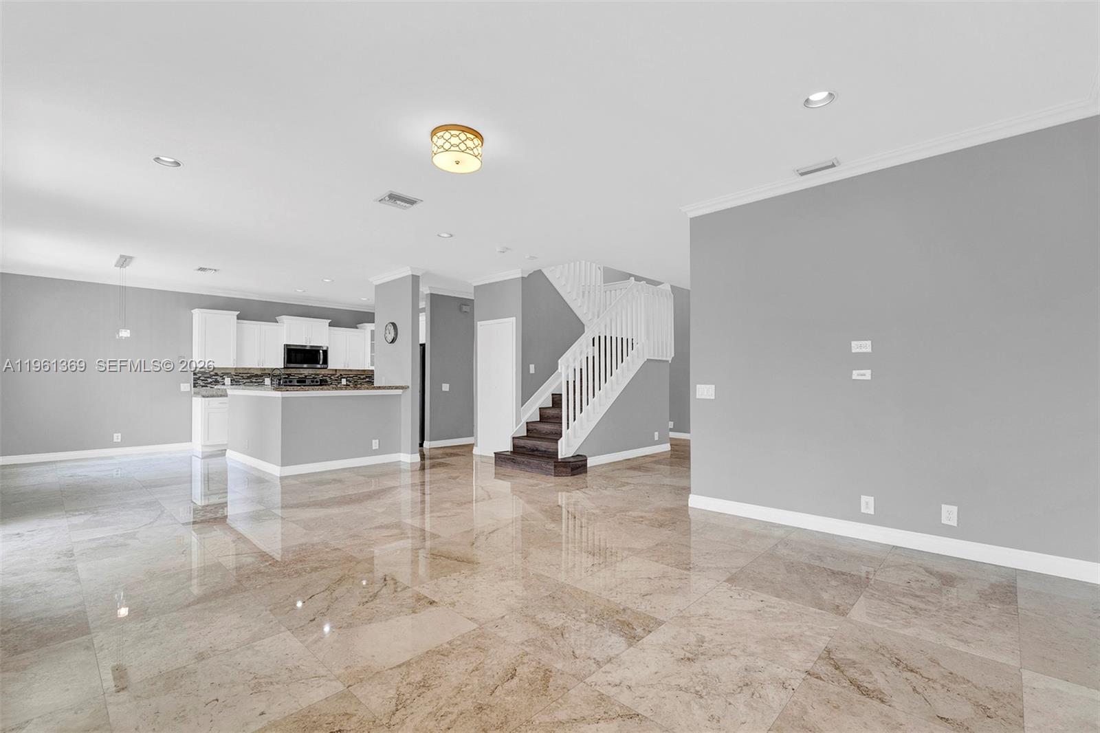 1518 Maple Dr # 1518