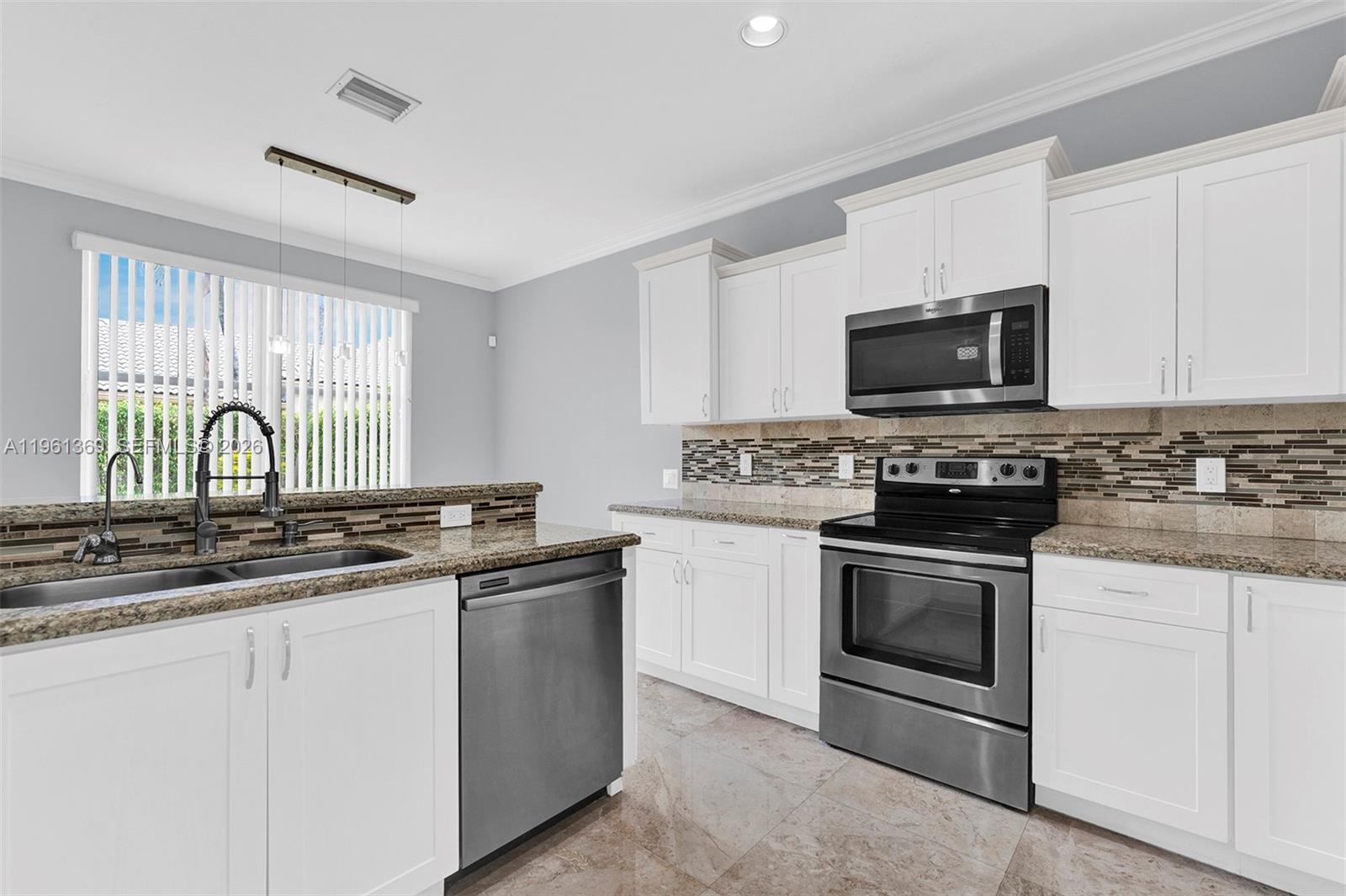 1518 Maple Dr # 1518