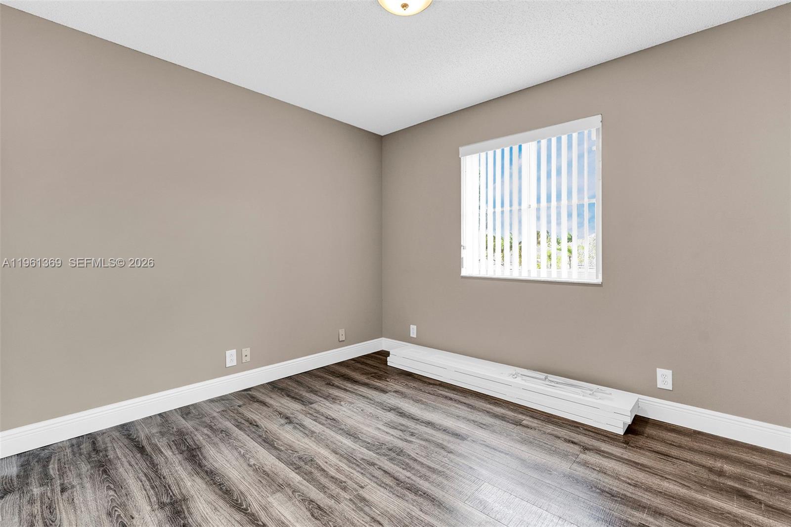 1518 Maple Dr # 1518