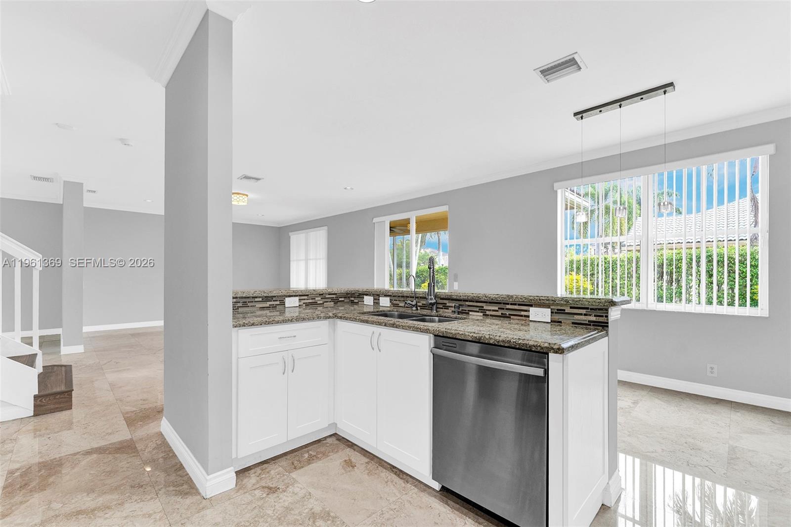 1518 Maple Dr # 1518