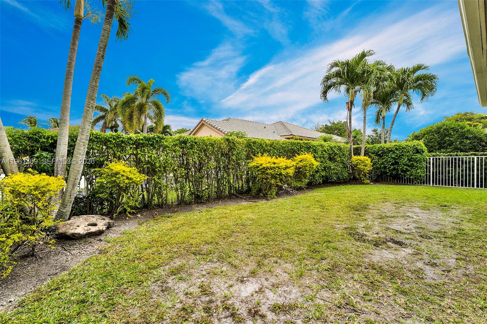 1518 Maple Dr # 1518