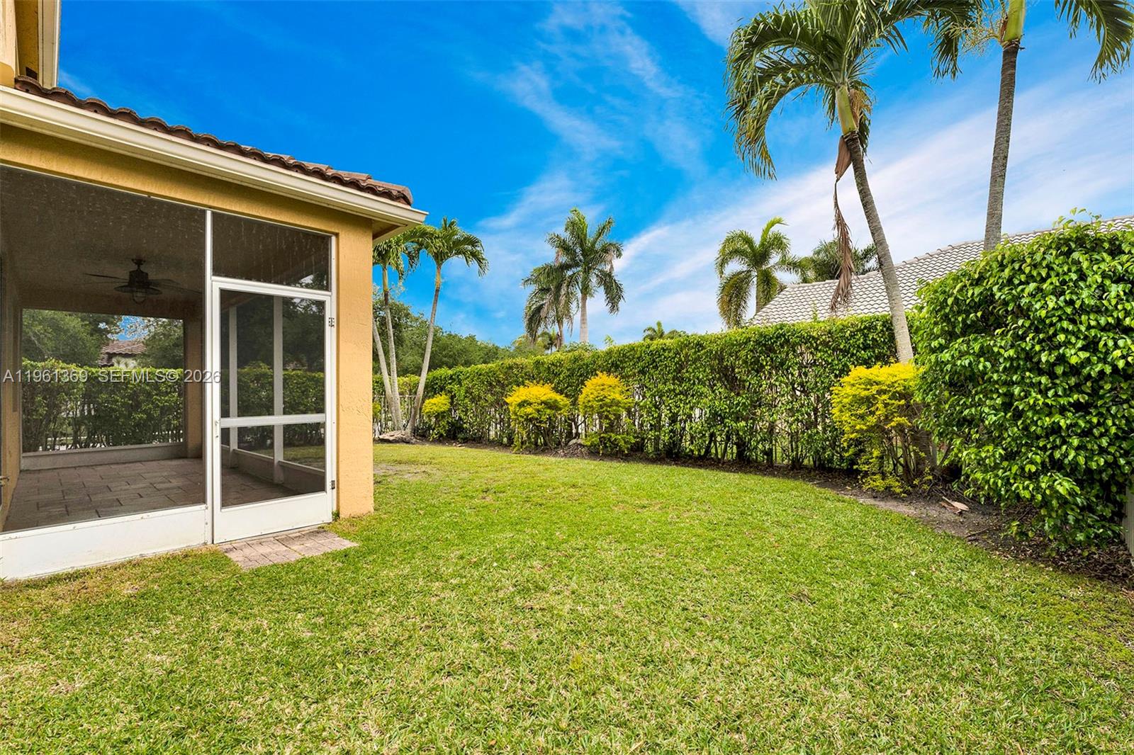 1518 Maple Dr # 1518