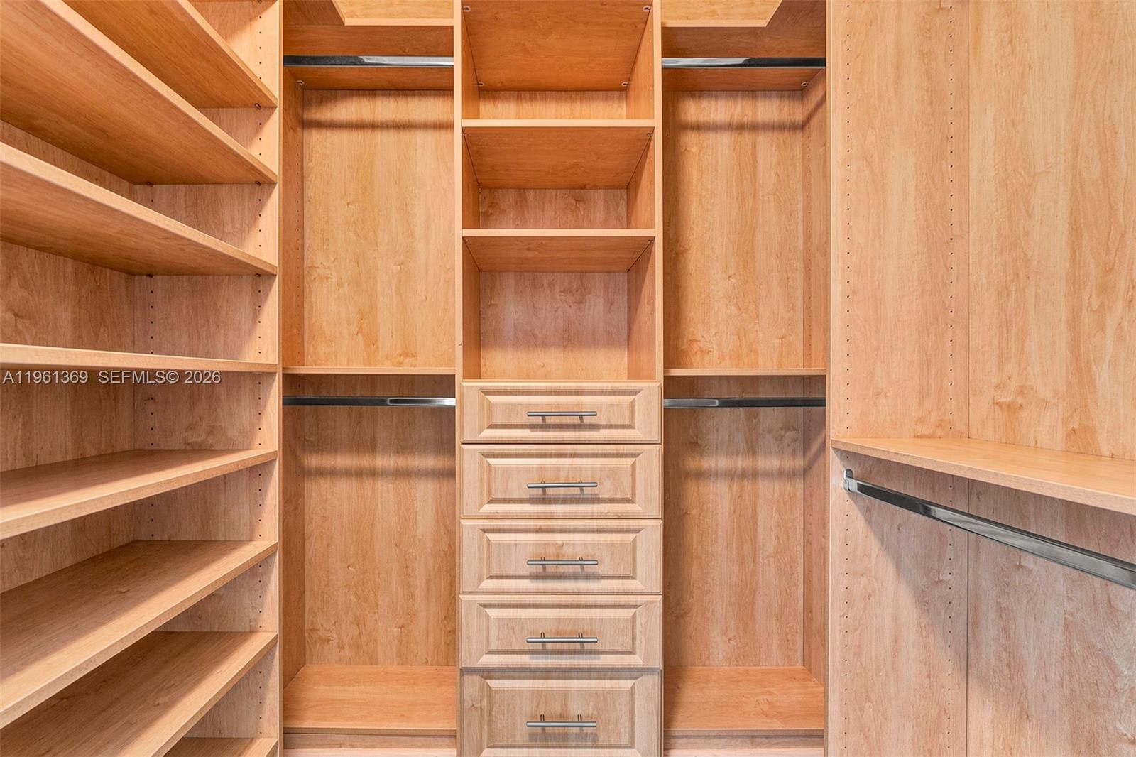 1518 Maple Dr # 1518