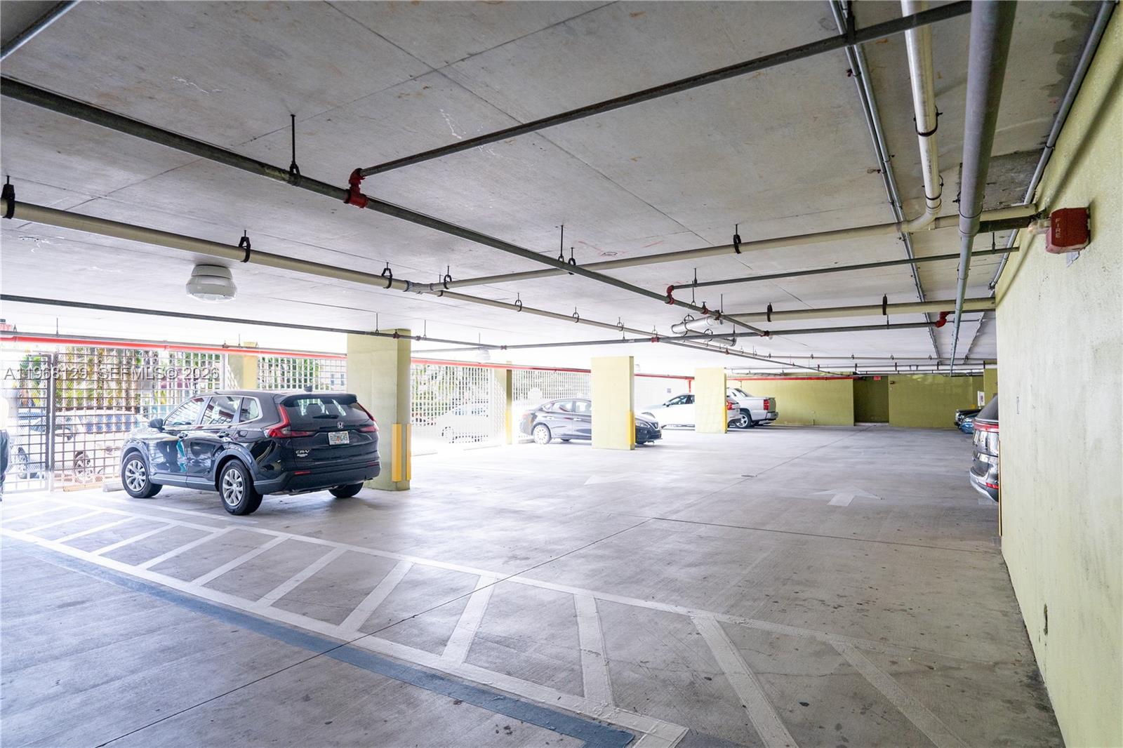 816 NW 11th St # 1006