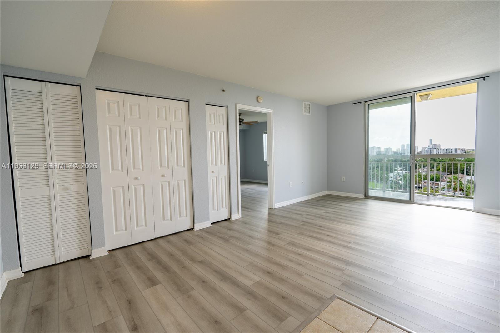 816 NW 11th St # 1006