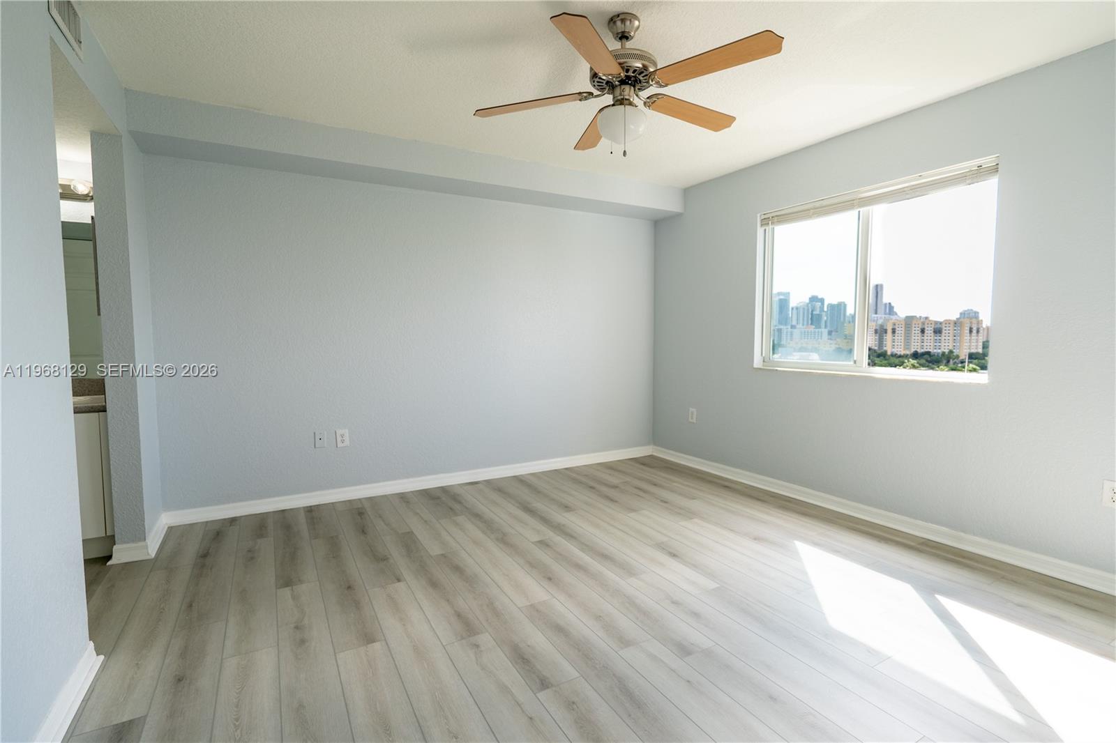 816 NW 11th St # 1006