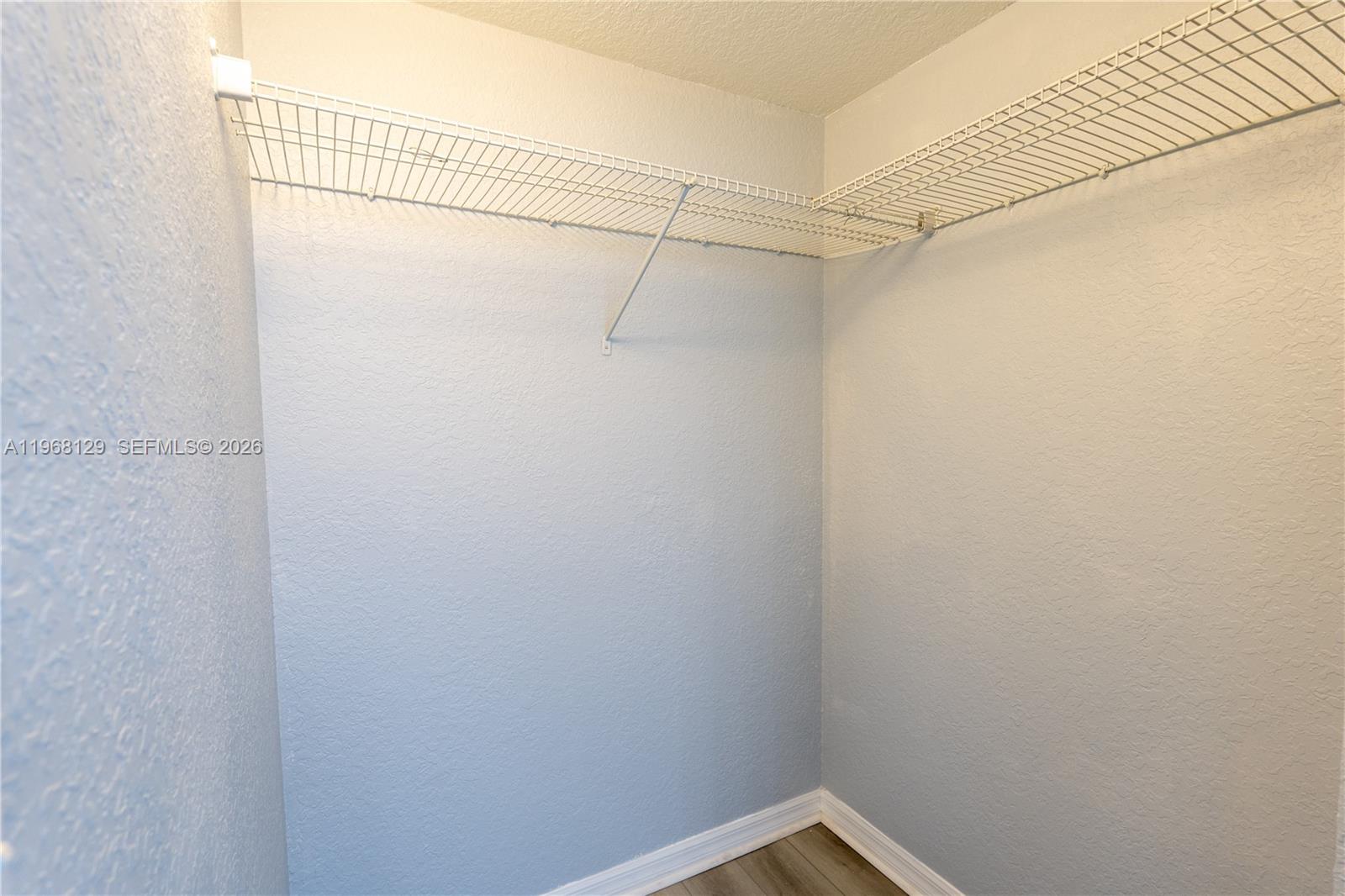 816 NW 11th St # 1006