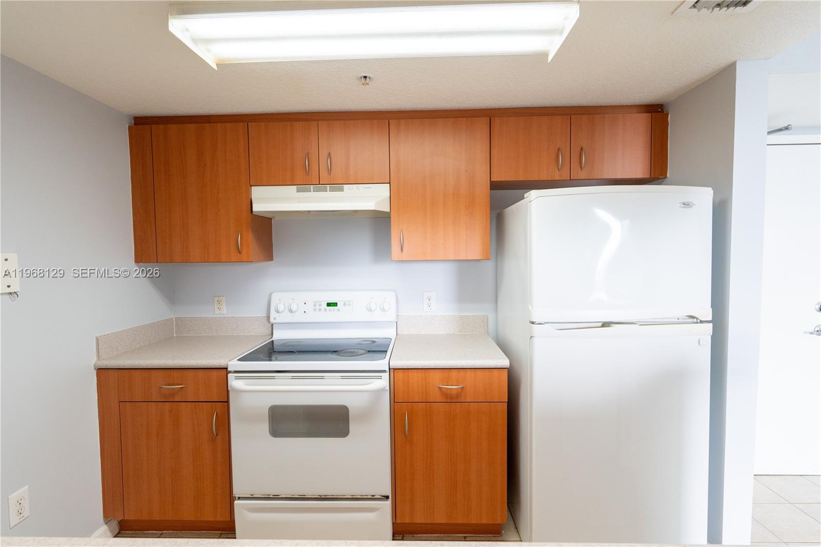 816 NW 11th St # 1006