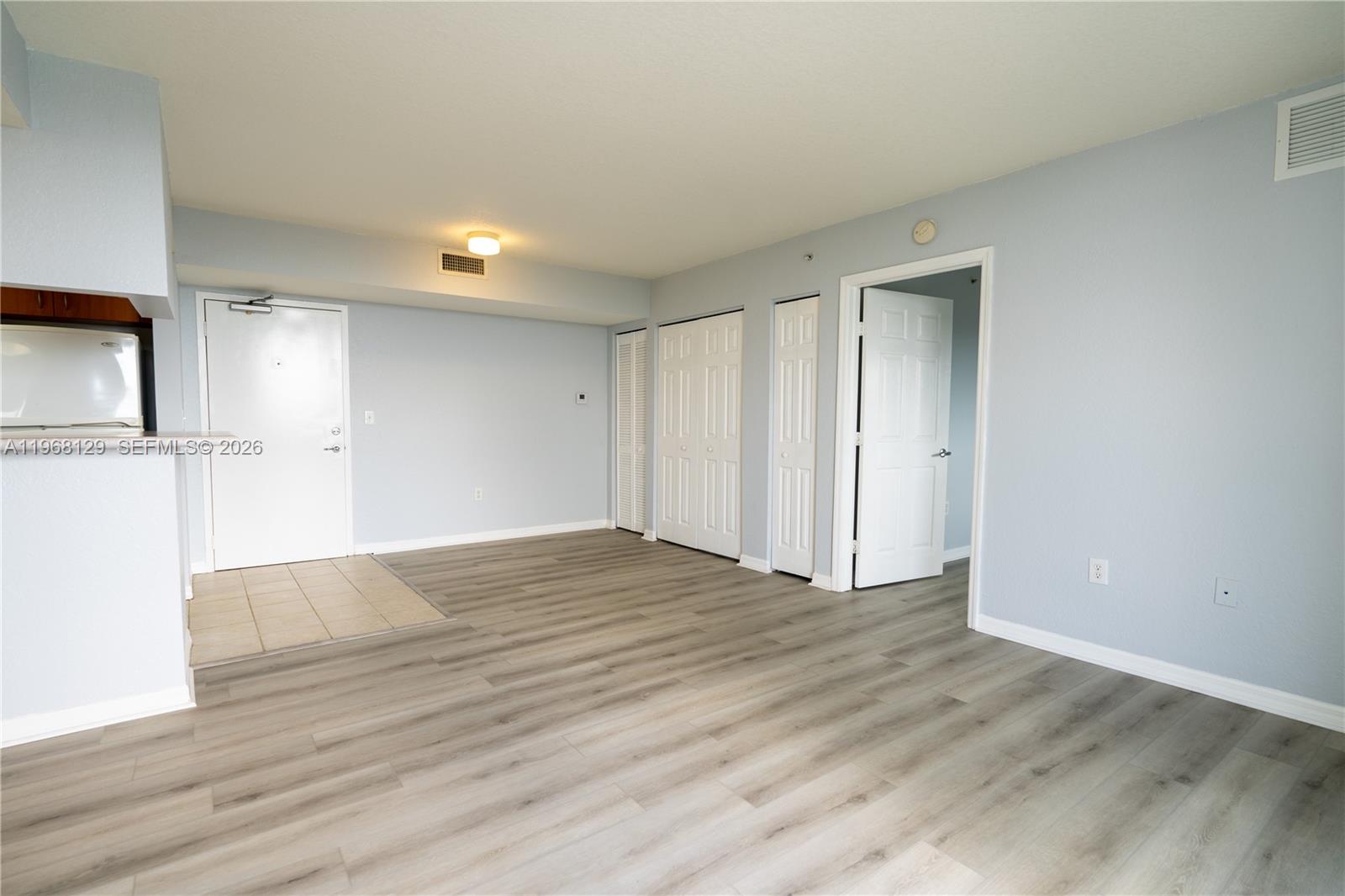 816 NW 11th St # 1006