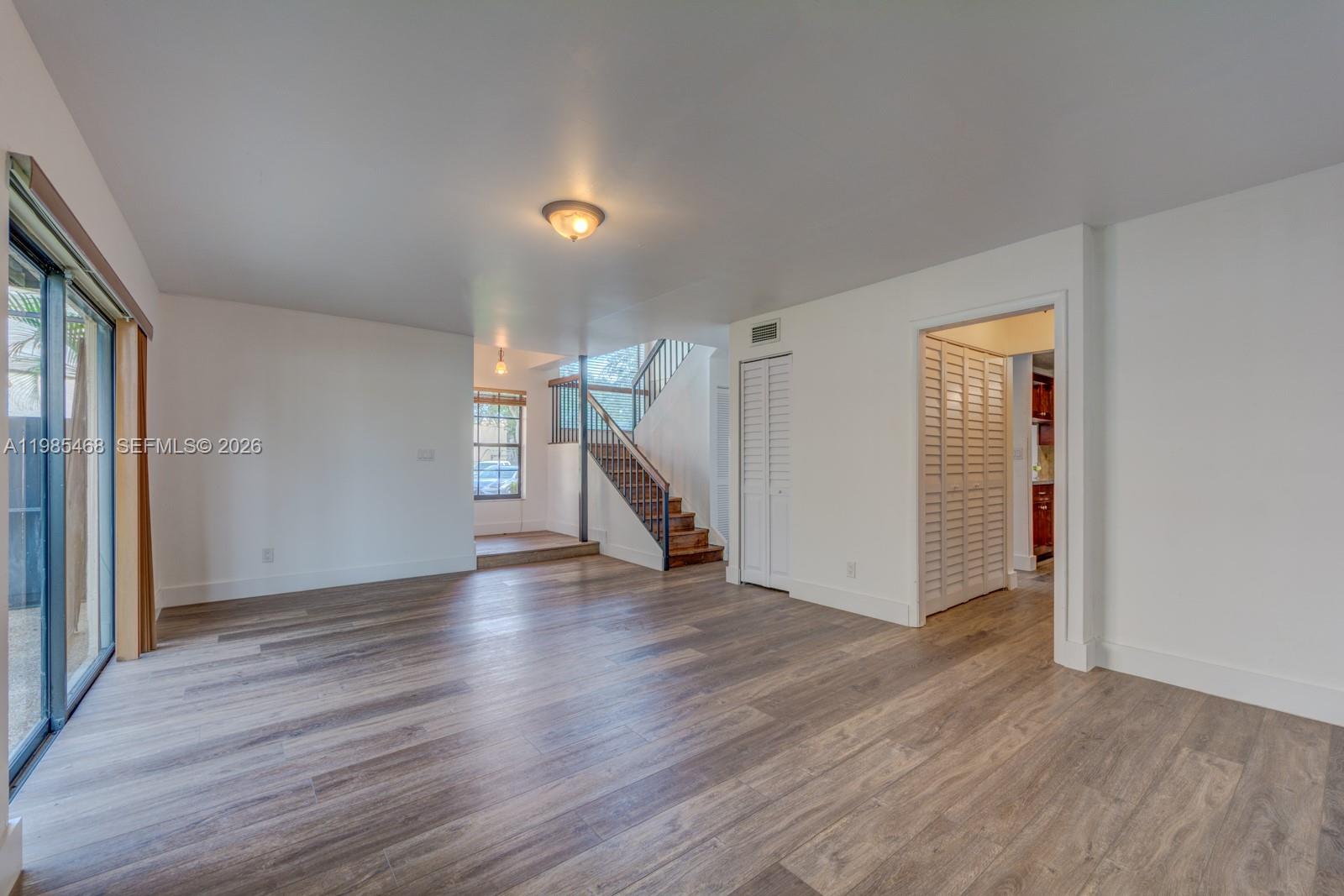 1960 Bayberry Dr # 1960