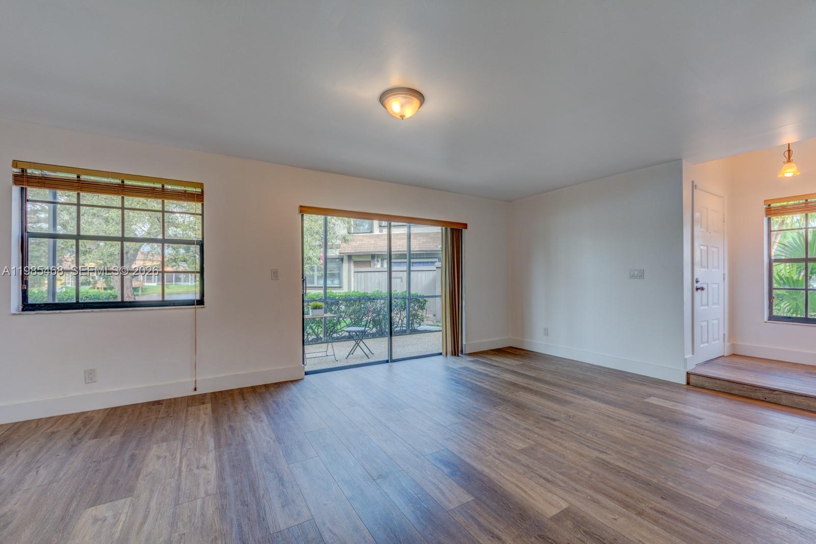 1960 Bayberry Dr # 1960