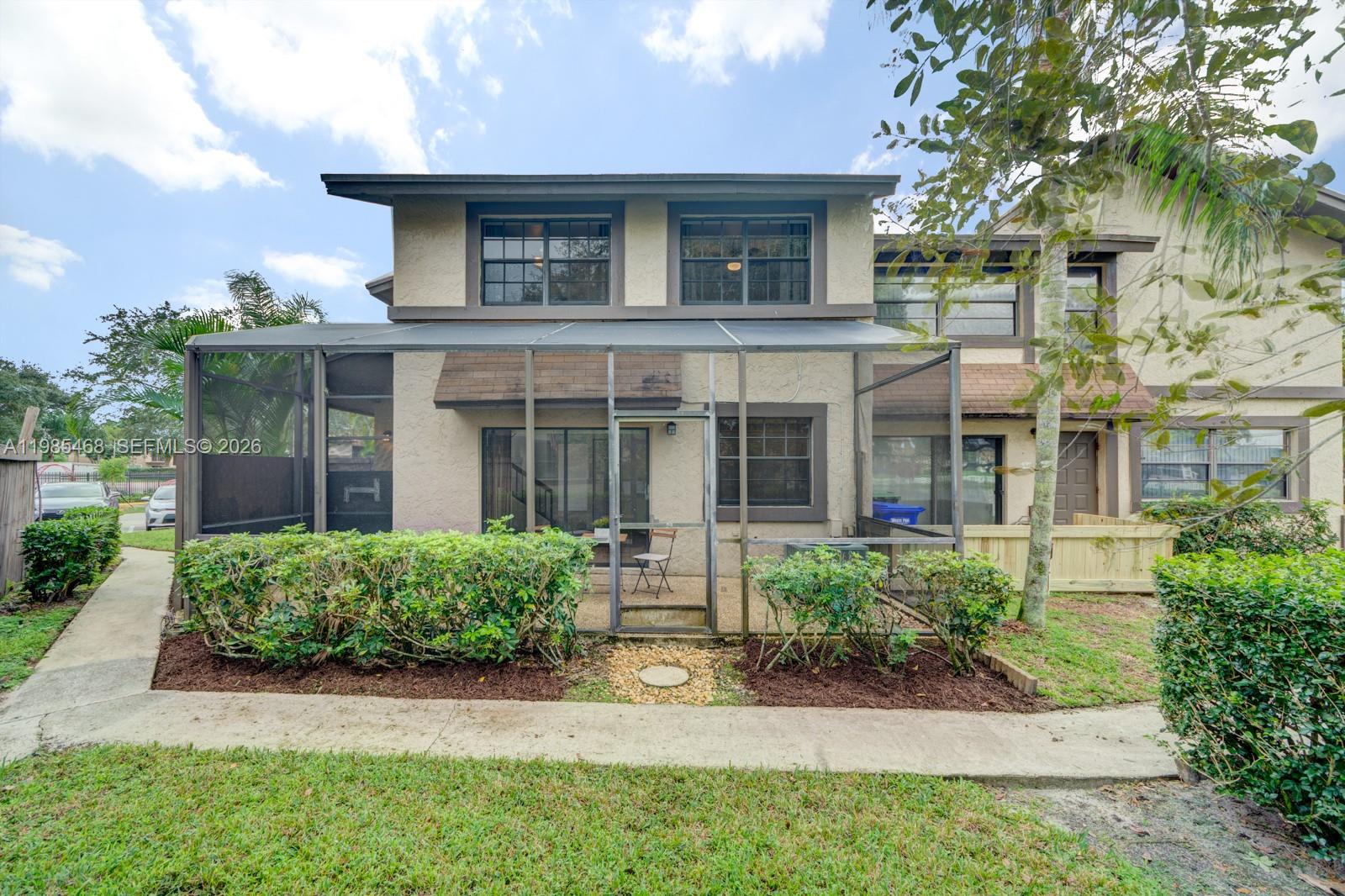 1960 Bayberry Dr # 1960