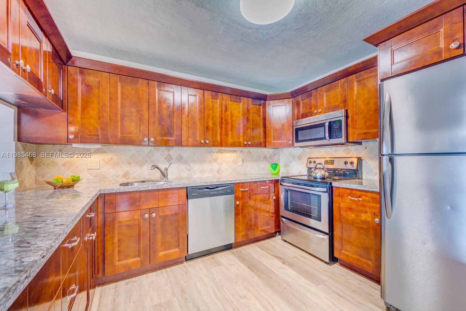 1960 Bayberry Dr # 1960