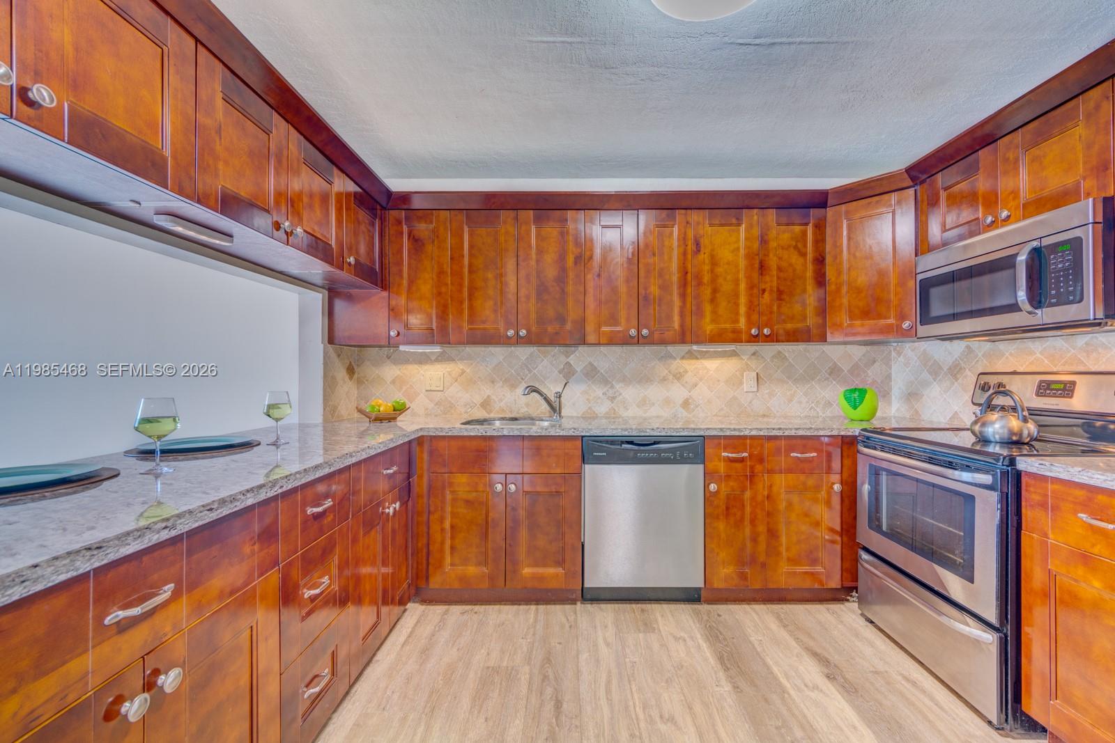 1960 Bayberry Dr # 1960