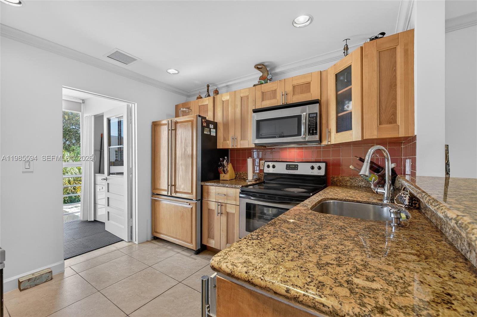 3777 NW 78th Ave # 8F