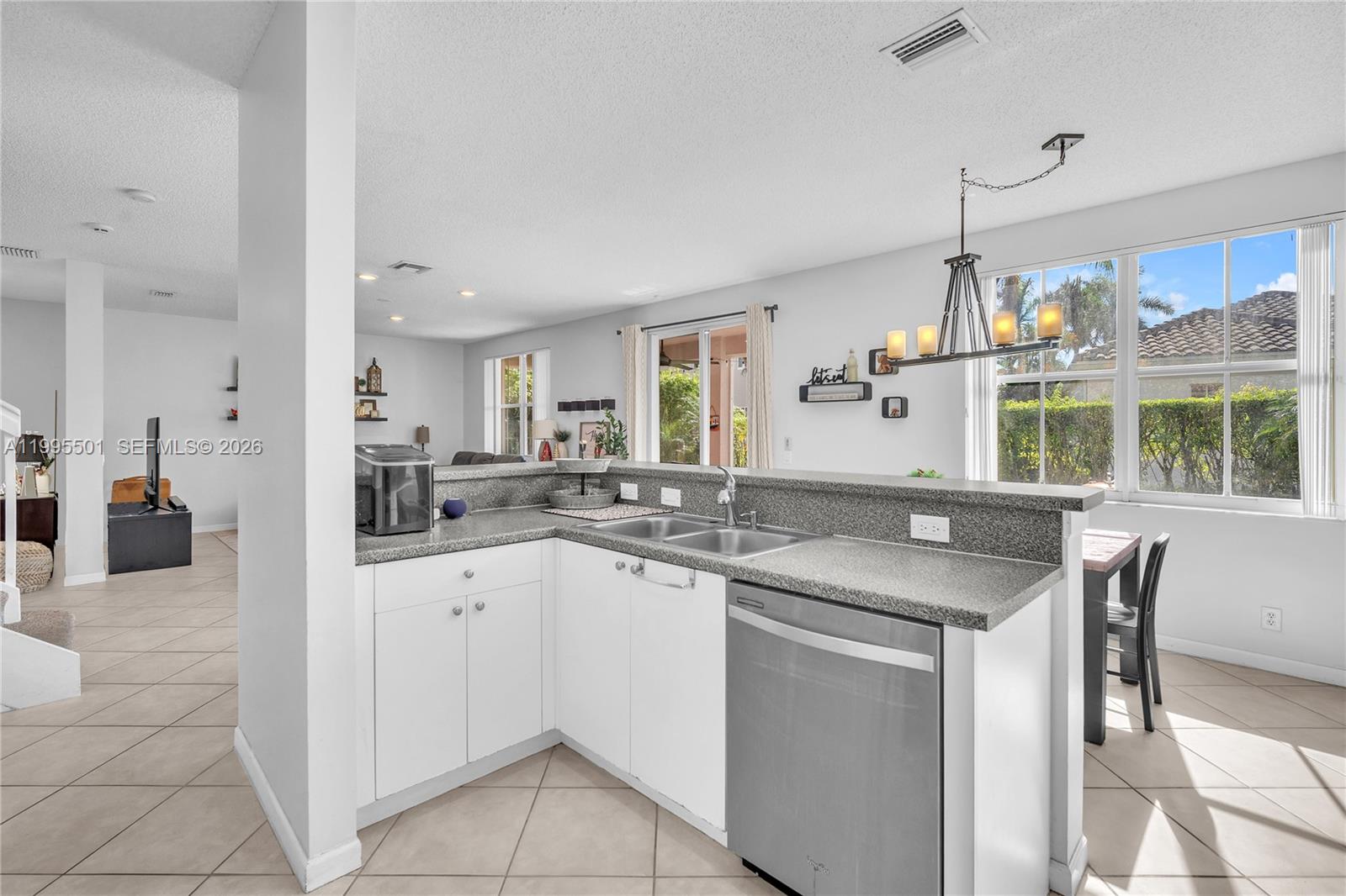 1058 Tupelo Way