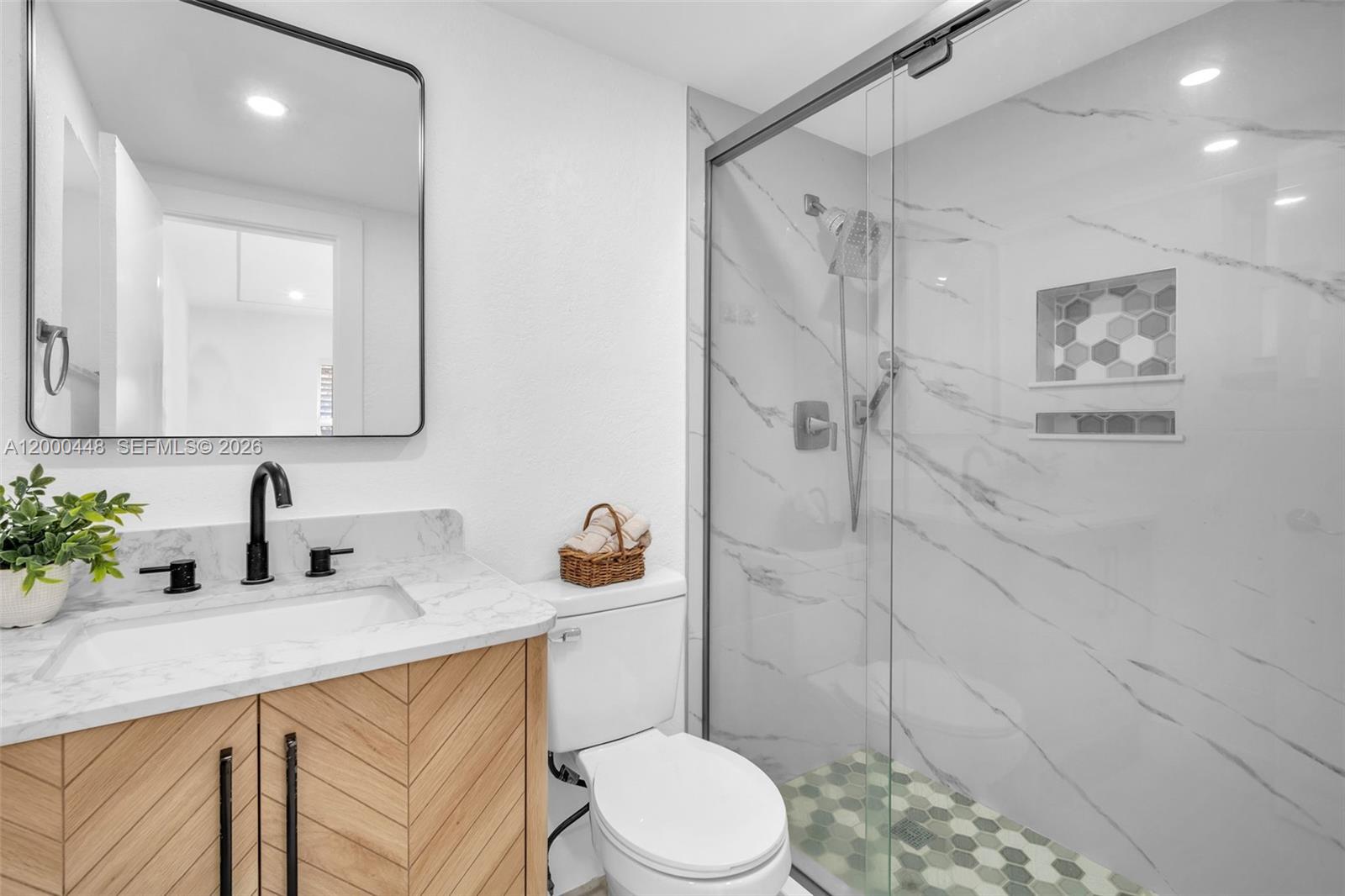 770 SE 2nd Ave # B216