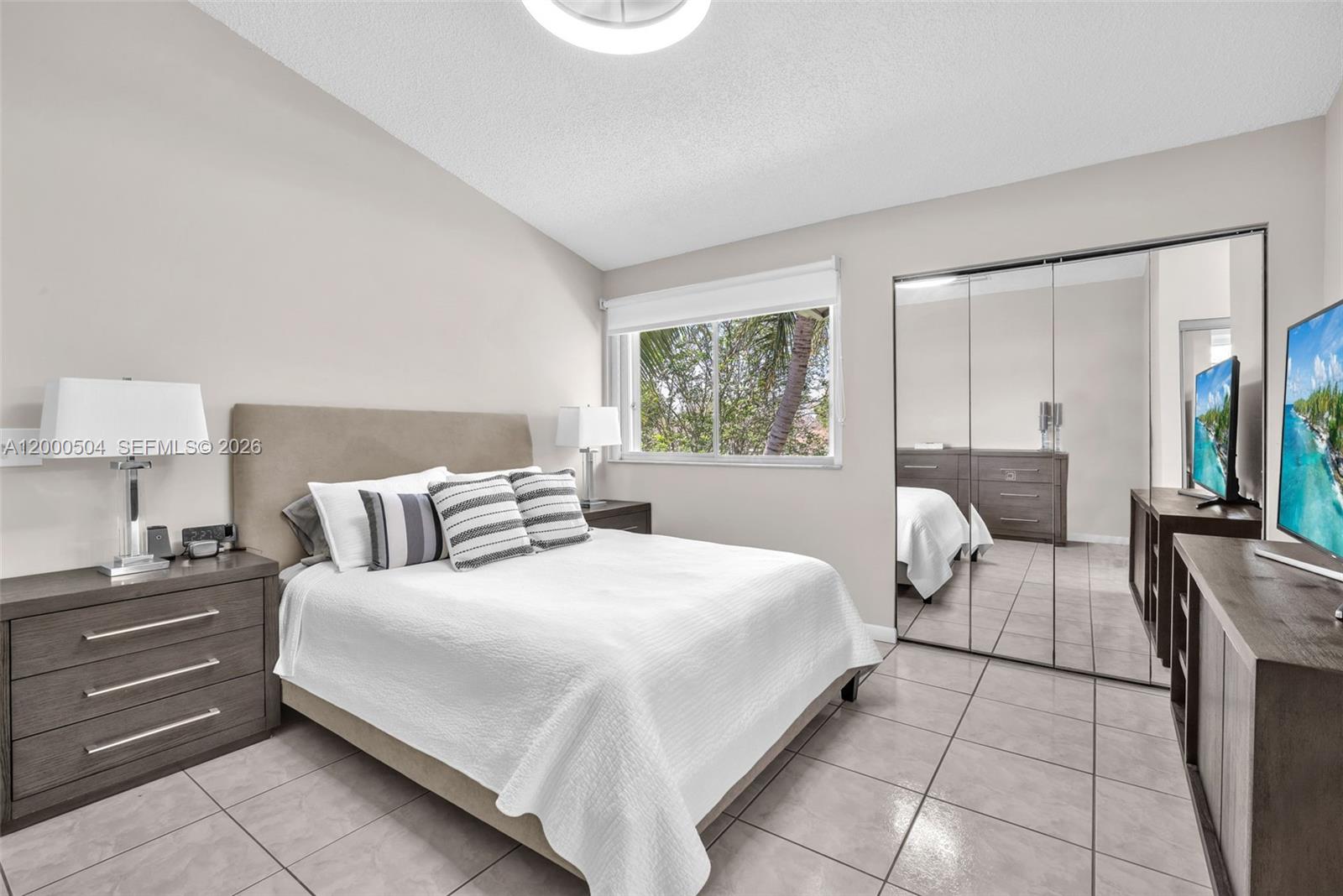 15743 Woodgate Pl Unit: E