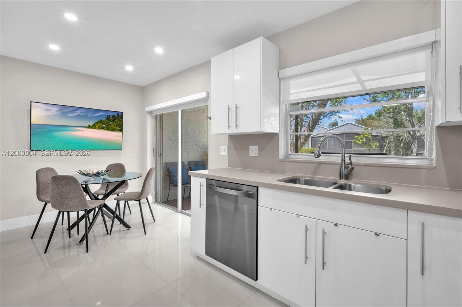 15743 Woodgate Pl Unit: E