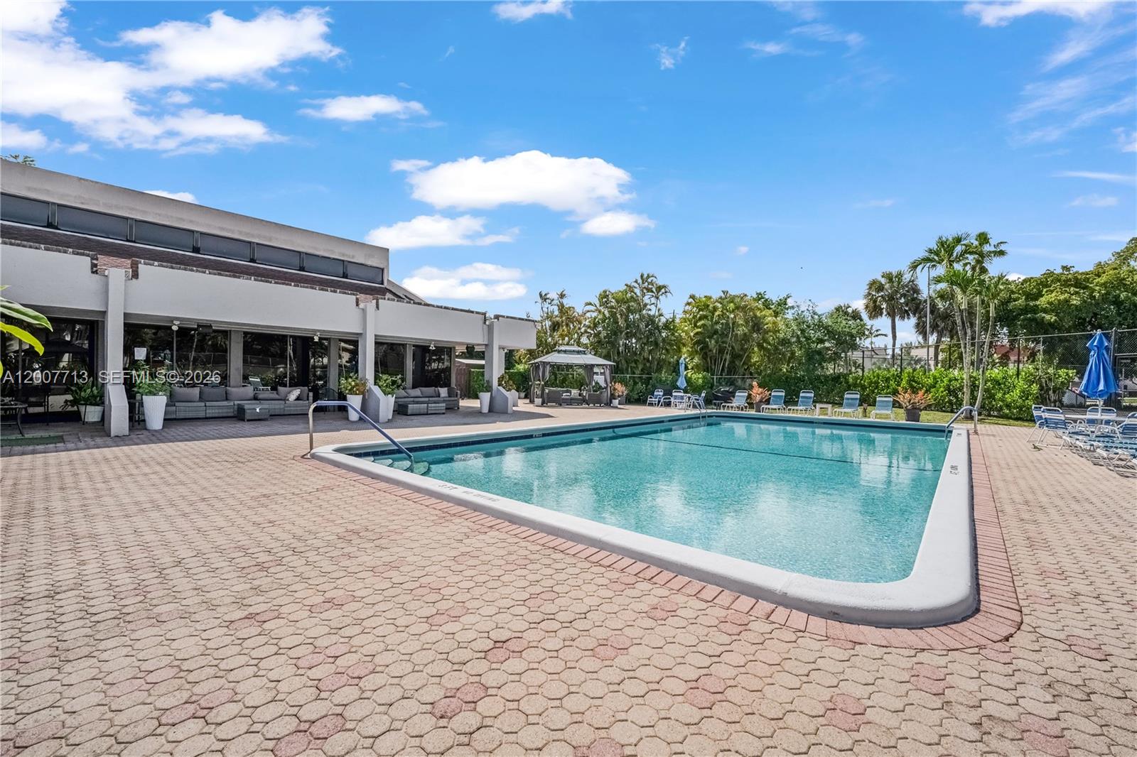 2551 Aragon Blvd # 411