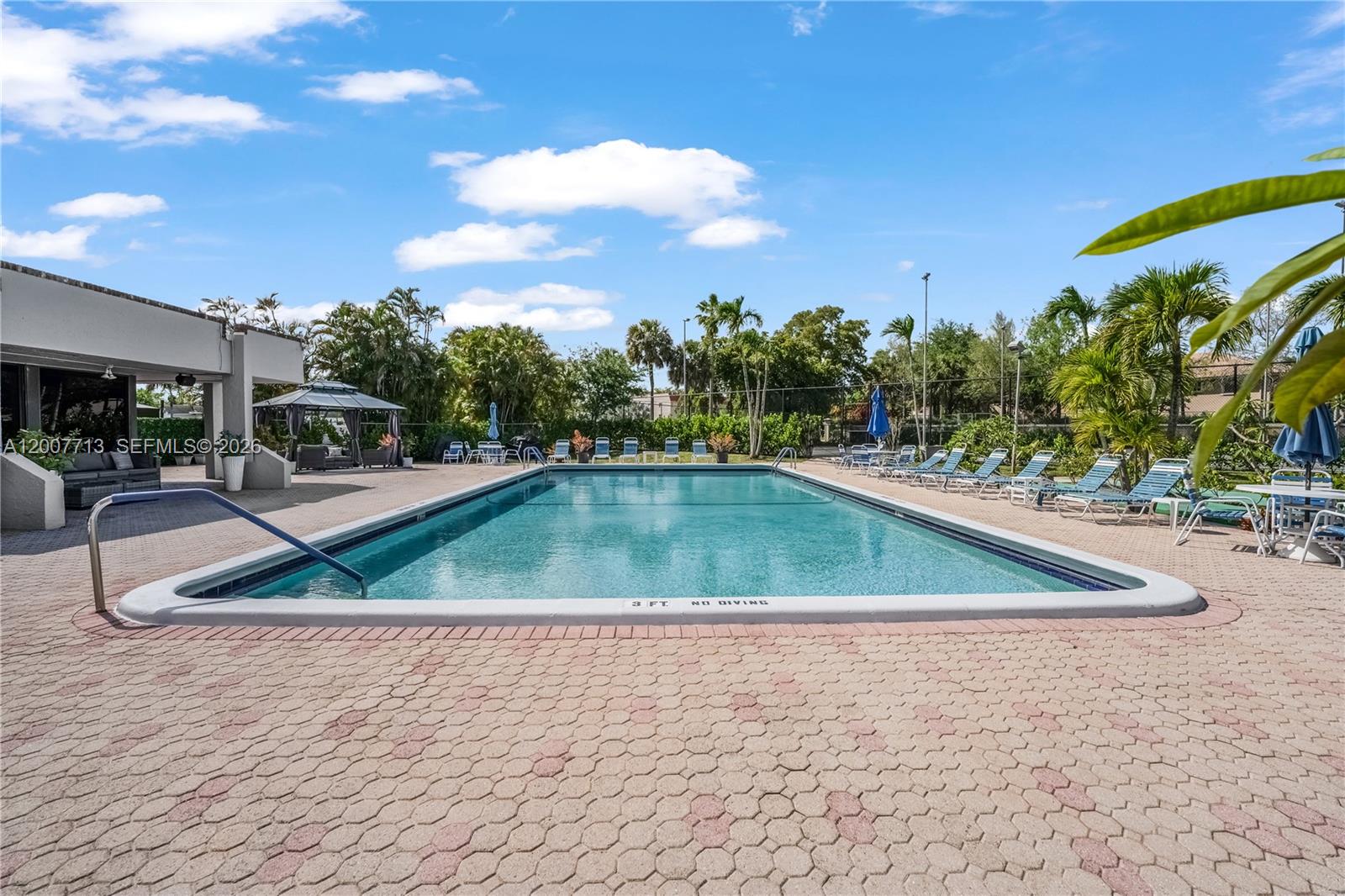 2551 Aragon Blvd # 411