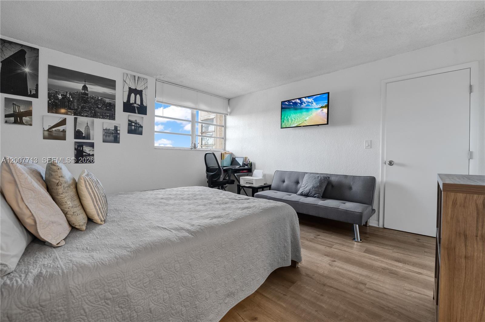 2551 Aragon Blvd # 411