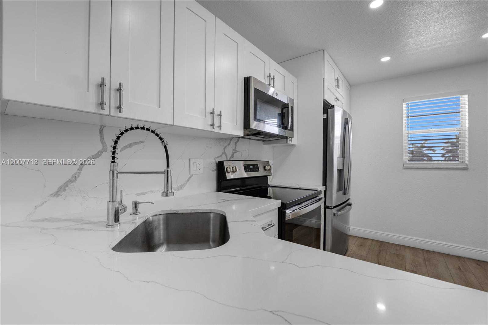 2551 Aragon Blvd # 411