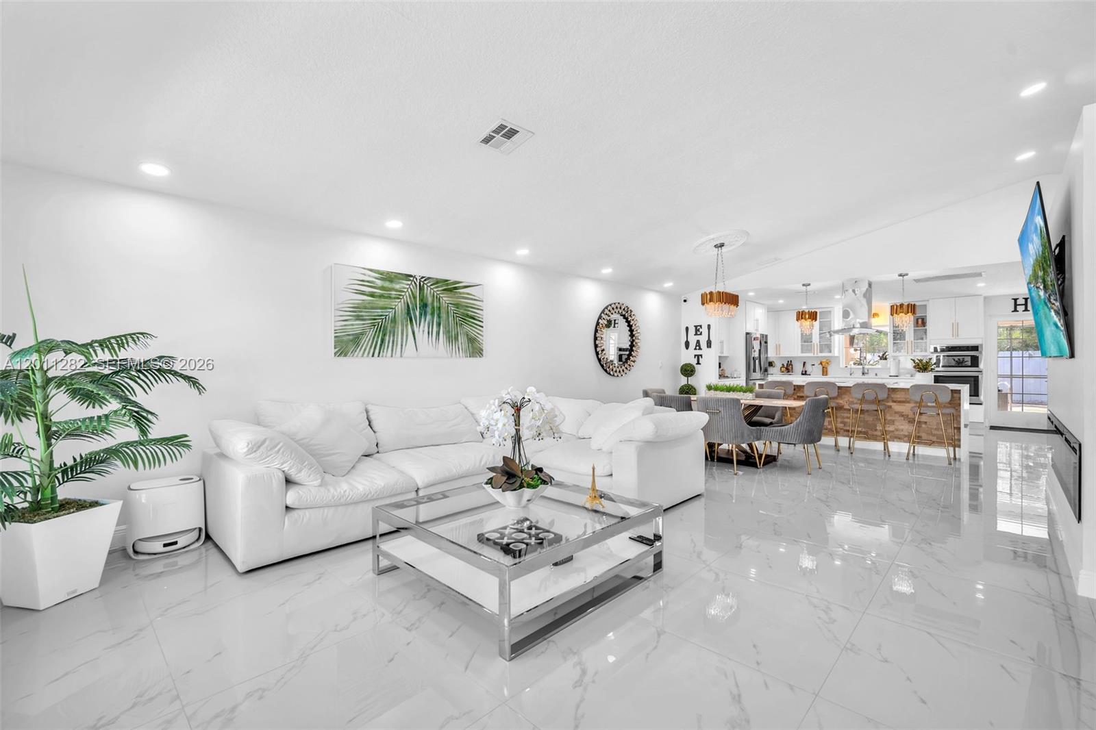 252 Malibu Cir # 252