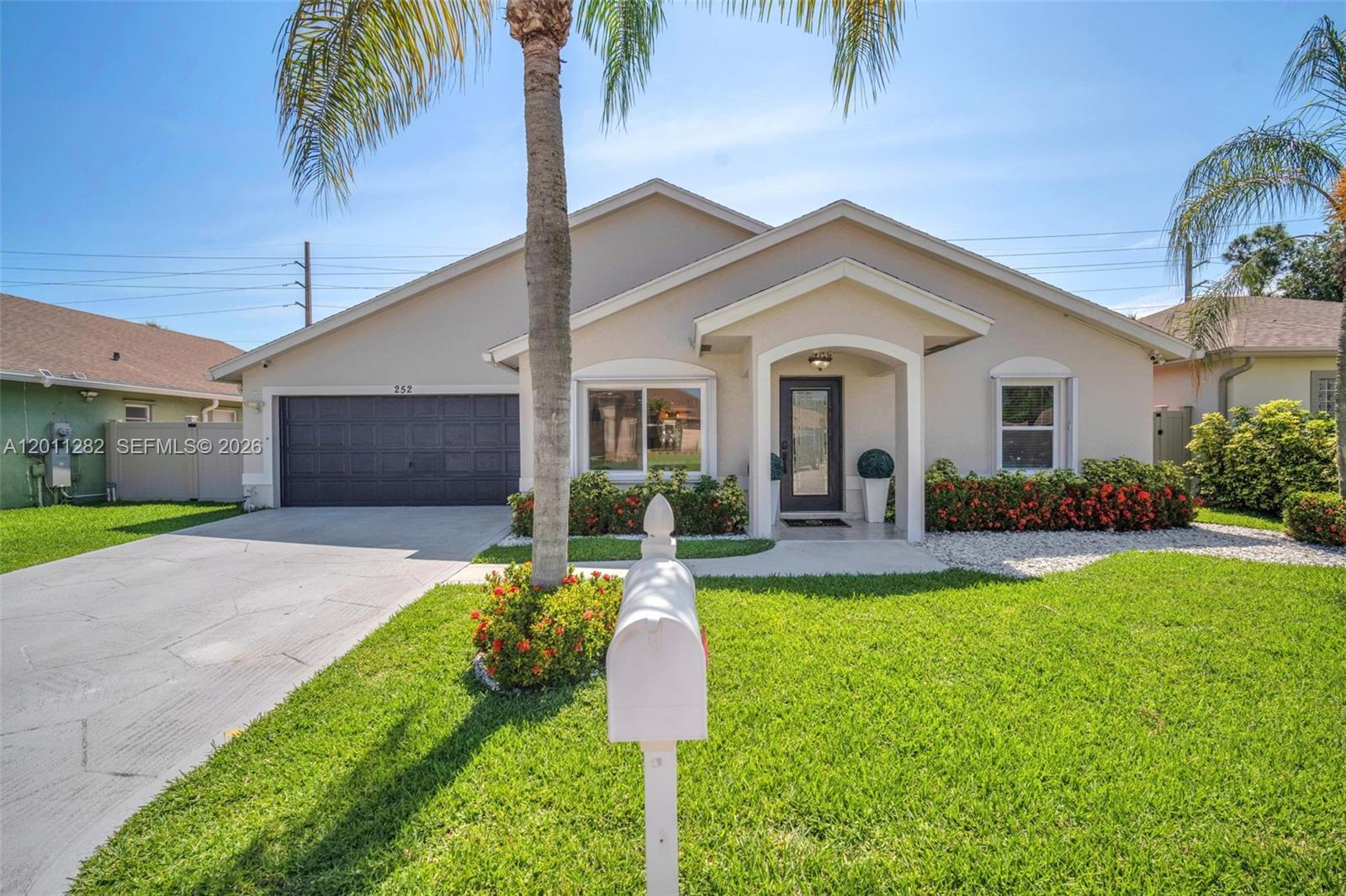 252 Malibu Cir # 252