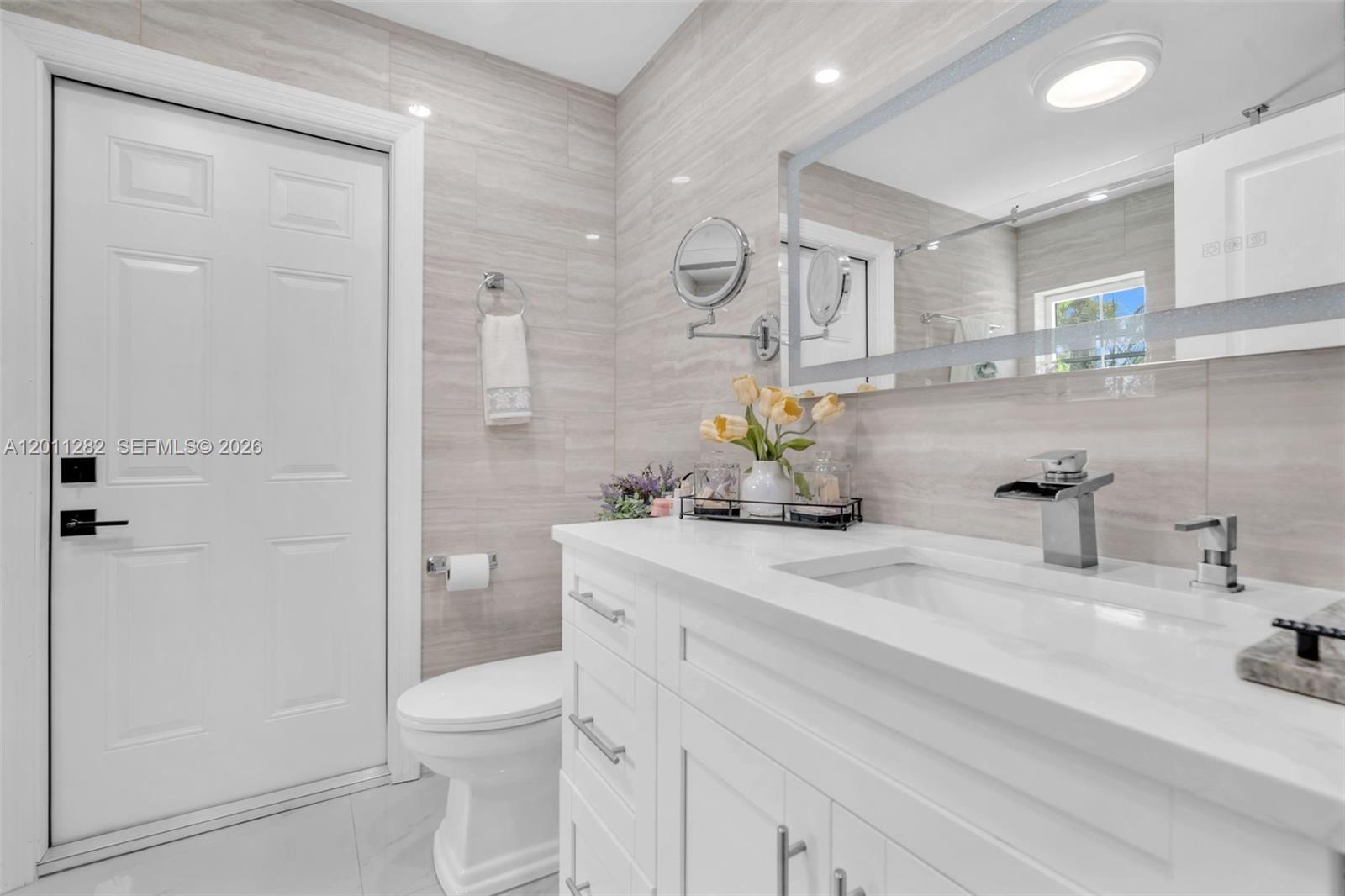 252 Malibu Cir # 252