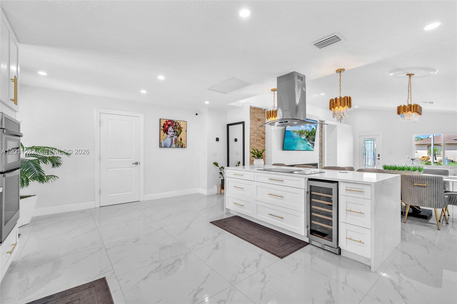 252 Malibu Cir # 252