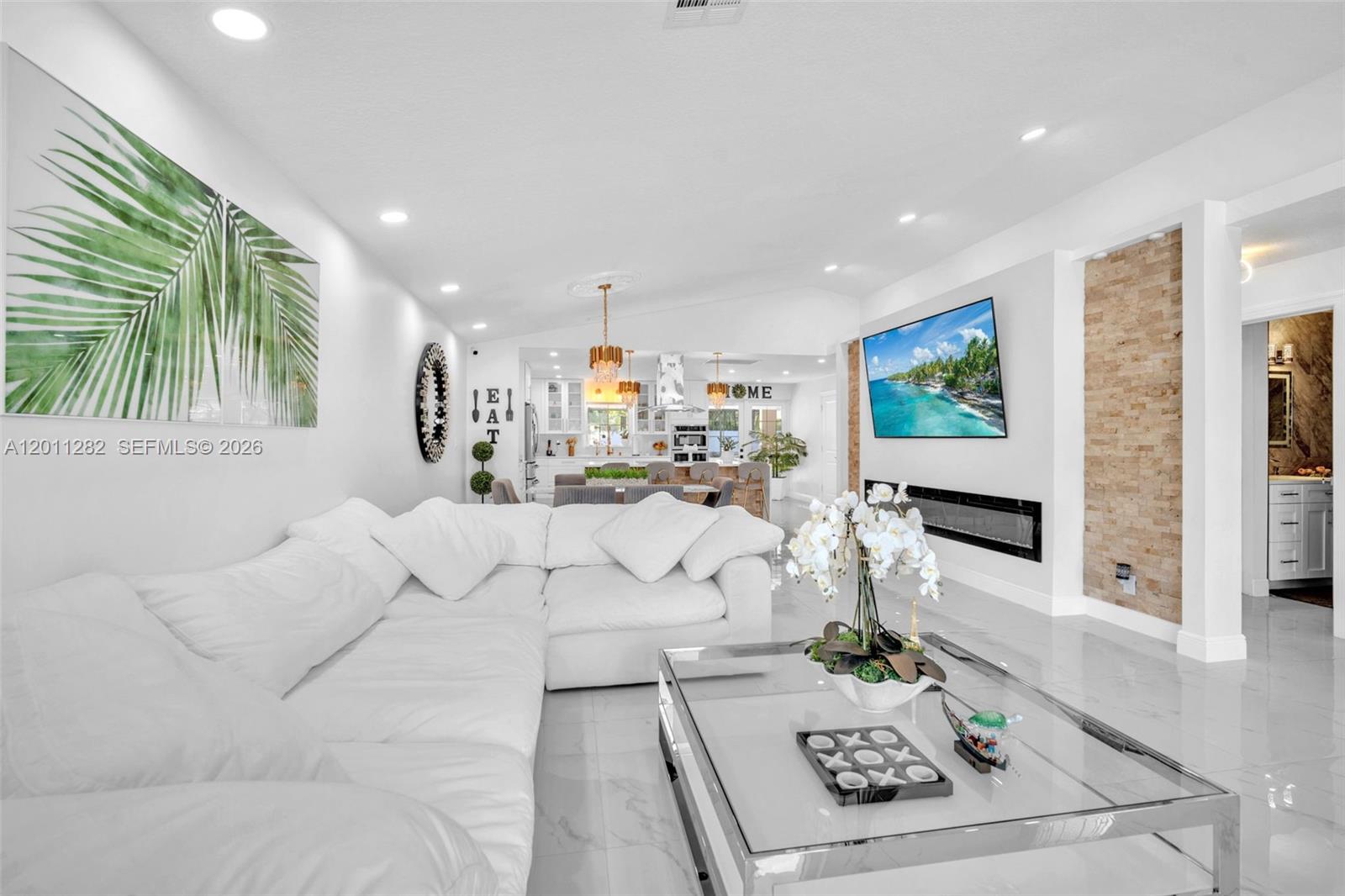 252 Malibu Cir # 252