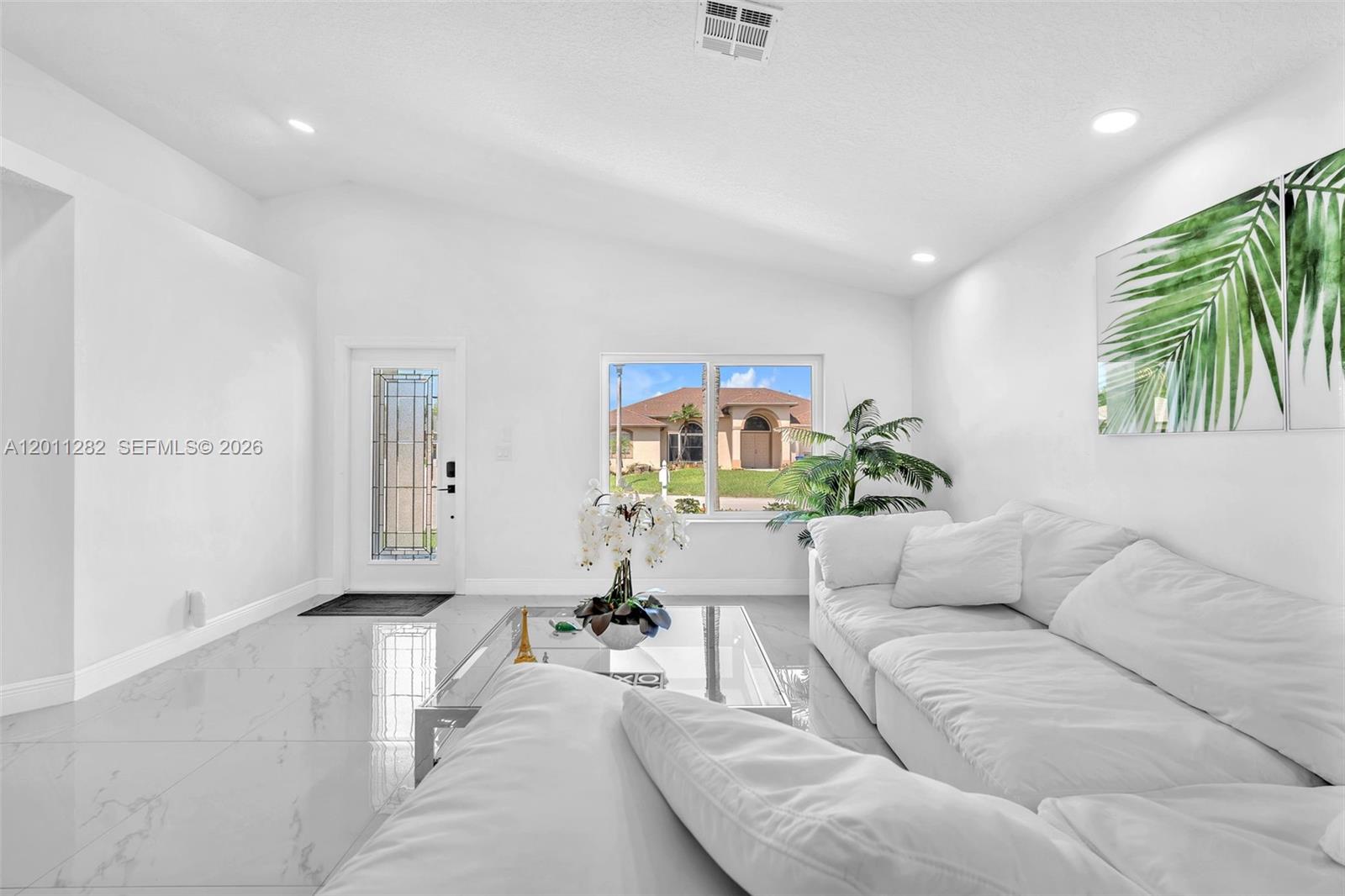 252 Malibu Cir # 252