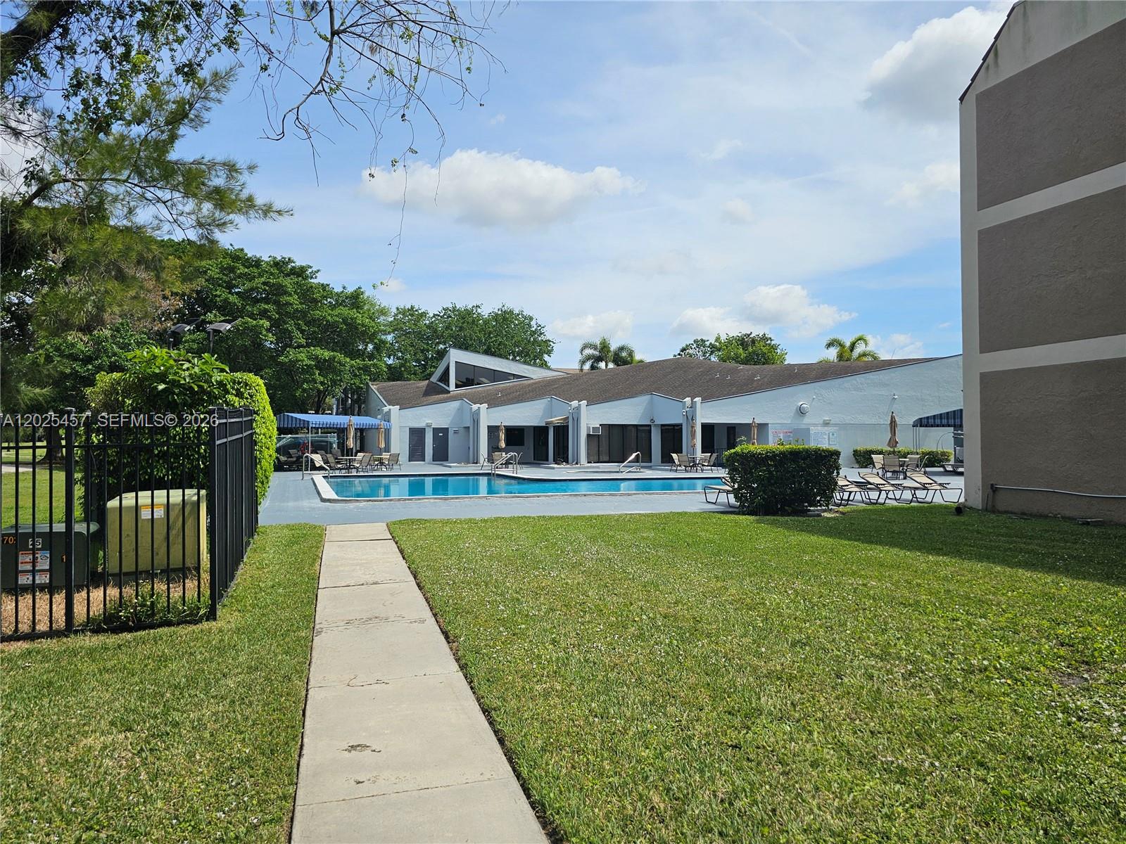 8380 Sands Point Blvd # J110